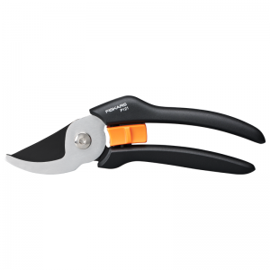 1057160 Fiskars greinaklippa P121